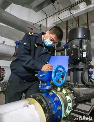 智能化清潔機械及設(shè)備 重塑未來清潔行業(yè)